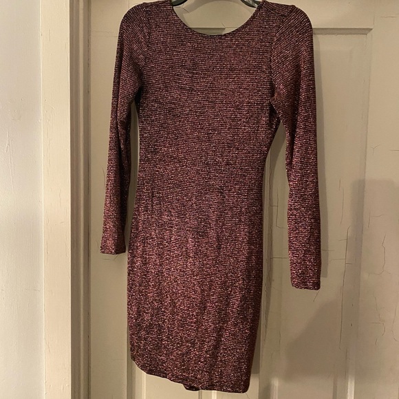 Charlotte Russe Dresses & Skirts - Charlotte Russe Burgundy Long Sleeve Dress